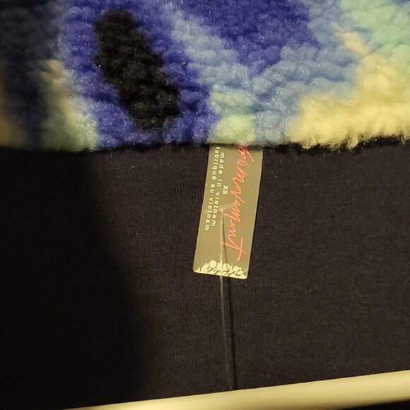 Free People Rocky Ridge Pullover in Ocean Tie Dye Combo XS NWT - Picture 11 of 12